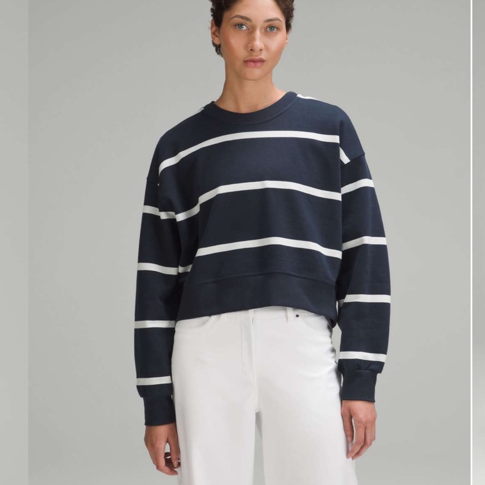 Lululemon Perfectly Oversized Cropped Crew Sweatshirt True Navy White Stripe 8 - Picture 10 of 13
